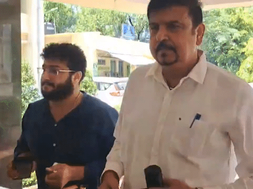 बंगाल के पूर्व मंत्री सुजीत को ED ने गिरफ्तार किया:  नगर निगम में अवैध भर्ती का आरोप; 150 लोगों को नौकरी दिलाई, पैसे-फ्लैट लिए