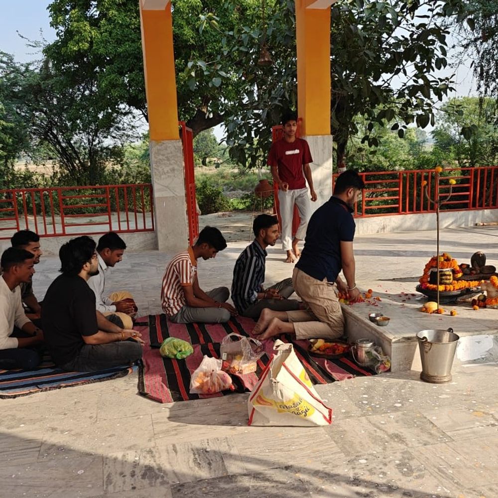 कानपुर देहात में सोमनाथ स्वाभिमान पर्व पर कार्यक्रम आयोजित:मंदिरों में स्वच्छता अभियान चला, श्रद्धालुओं ने किए धार्मिक अनुष्ठान
