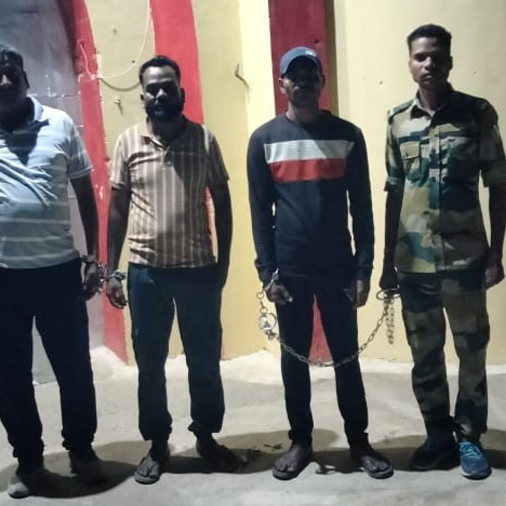 बलरामपुर में अवैध कोयला परिवहन मामले में तीन आरोपी गिरफ्तार:  फर्जी दस्तावेजों के सहारे 32 टन कोयला ले जा रहे थे, कोर्ट ने भेजा जेल – Balrampur (Ramanujganj) News