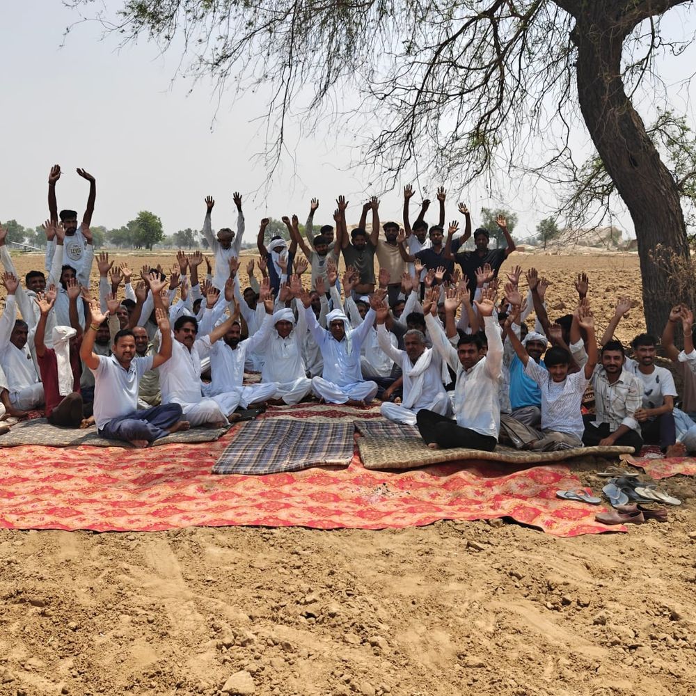 हरियाणा के किसानों का राजस्थान की सीमा पर धरना:  टायर गलाने वाली फैक्ट्री के निर्माण का विरोध, बोले- प्रदूषण बढ़ने से होगी परेशानी – nathusari kalan News