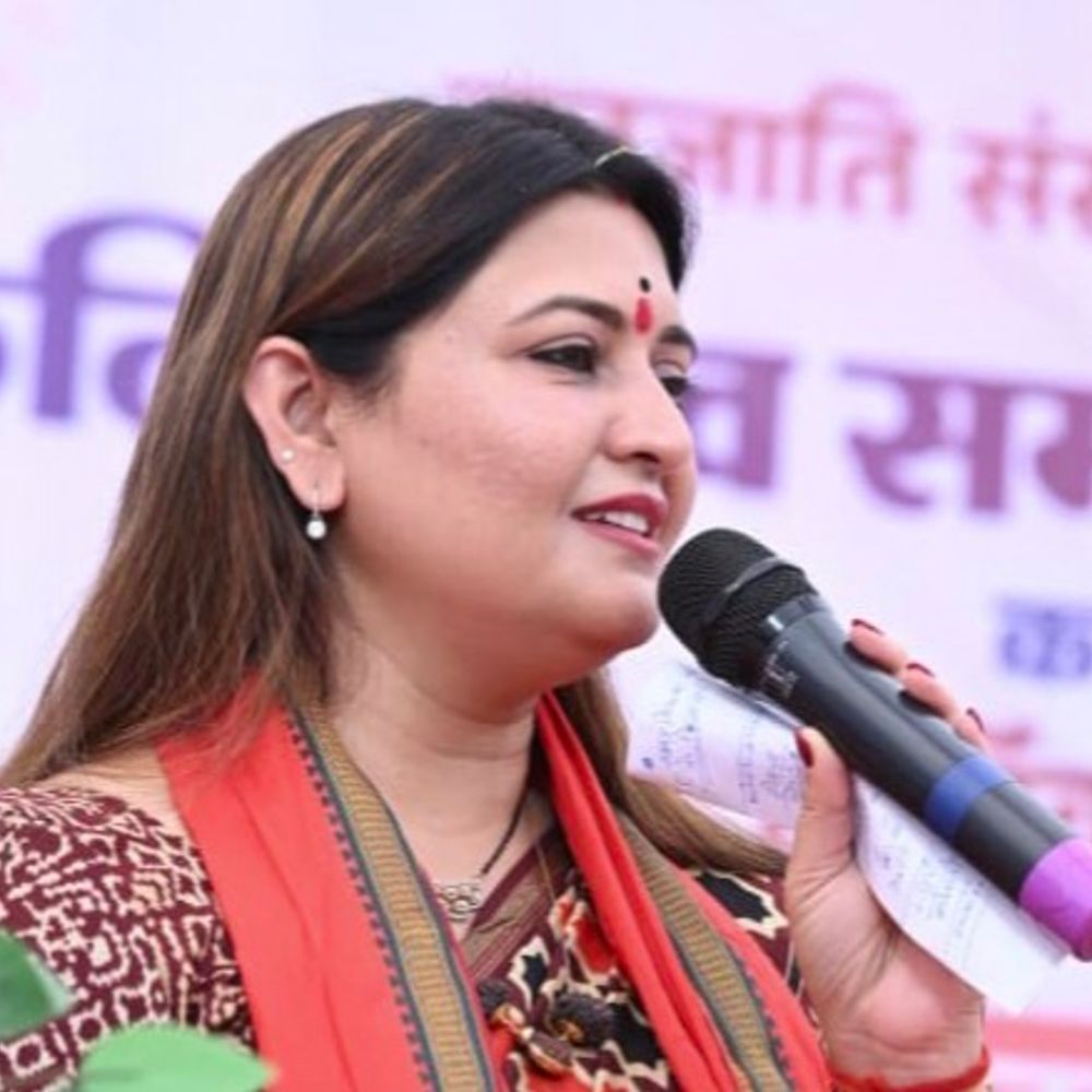पंडरिया में छात्राओं के लिए दो नई बस सेवाएं:  अब कुल 10 रूटों पर मिलेंगी निःशुल्क परिवहन सुविधाएं, दूर-दराज गांवों से कॉलेज पहुंचना होगा आसान – kabirdham News