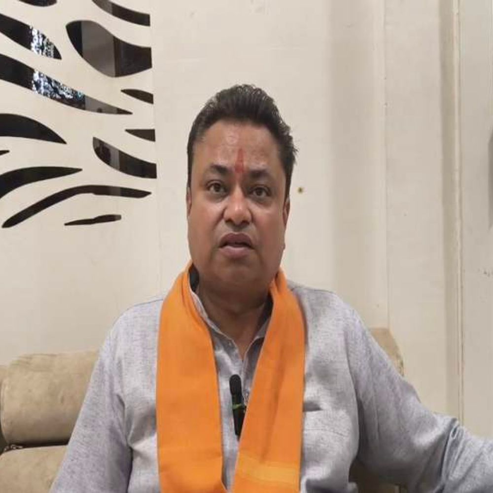 वीएचपी नेता संतोष शर्मा के खिलाफ फतवा:  अलीगढ़ के मुस्लिम संगठन ने जारी की चेतावनी, पहले भी तन सर से जुदा को लेकर मिले थे लेटर – Indore News