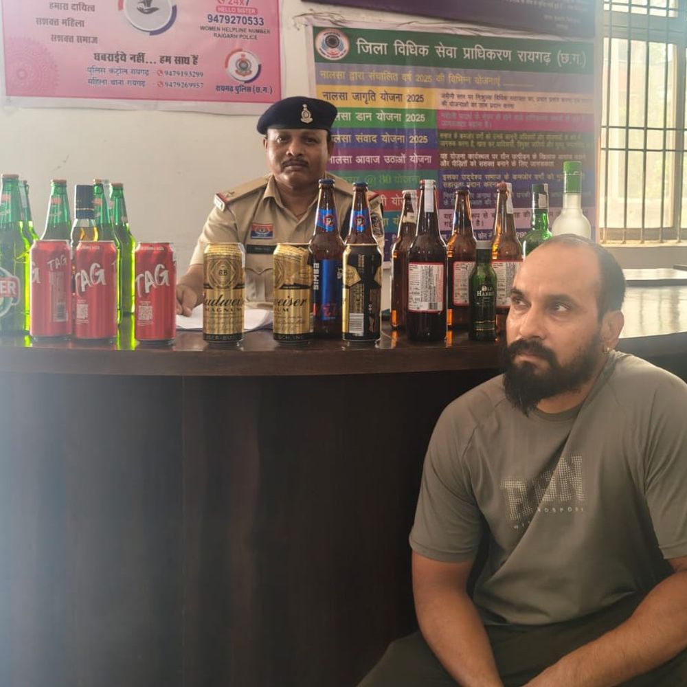रायगढ़ का जानकी होटल बना अघोषित बार:  बीयर और अंग्रेजी शराब की बिक्री, पुलिस ने दी दबिश, MP का मैनेजर अरेस्ट – Raigarh News