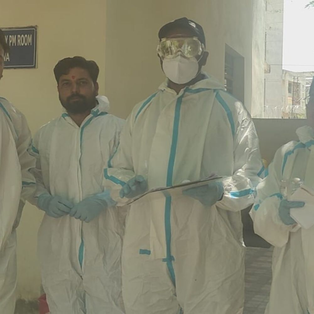 HIV पॉजिटिव युवक का शव मिली, हत्या की आशंका:  खंडवा में पीएम के दौरान डॉक्टर्स ने पीपीई कीट पहनी; हरदा का रहने वाला था – Khandwa News