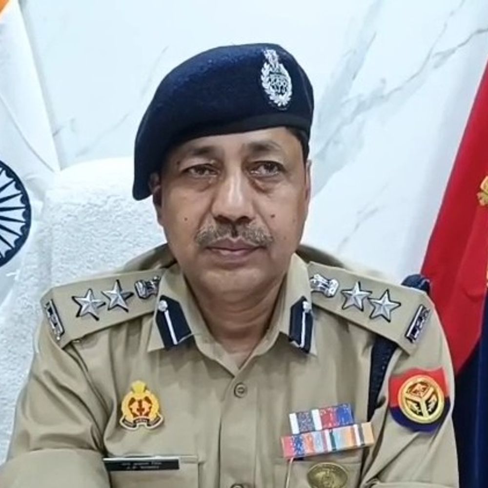 उन्नाव एसएसपी ने 20 पुलिसकर्मियों का किया तबादला:प्रशासनिक व्यवस्था और कार्यक्षमता बढ़ाने के उद्देश्य से फेरबदल