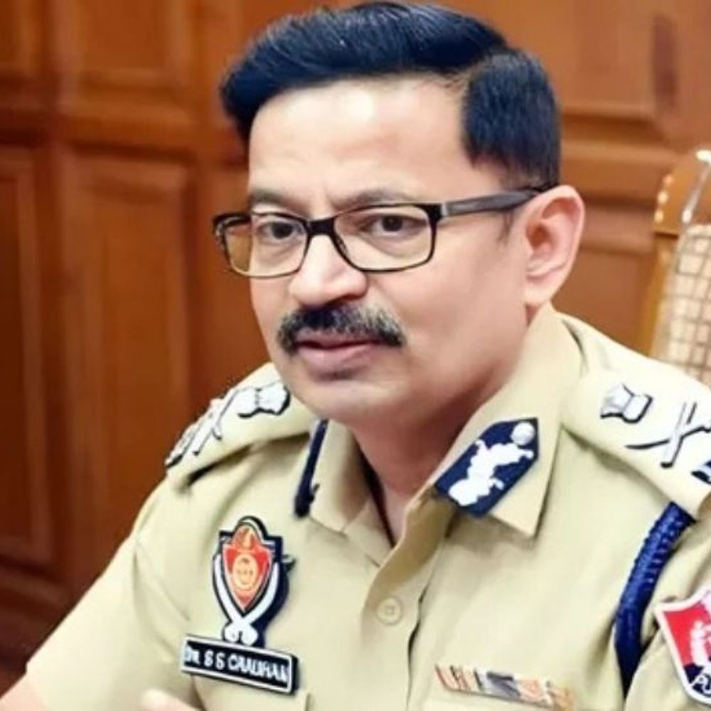 पंजाब DGP पद की रेस में बड़ा मोड़:  CBI की FIR में एसएस चौहान का जिक्र, रिश्वतकांड से दावेदारी पर उठे सवाल – Chandigarh News