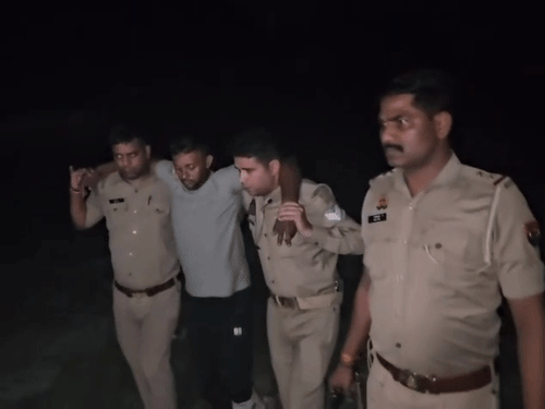 सहारनपुर में 25 हजार का इनामी मुठभेड़ में अरेस्ट:  दो गोकश हुए अरेस्ट, पुलिस पर फायरिंग की, गोकशी के मुकदमें था फरार – Saharanpur News