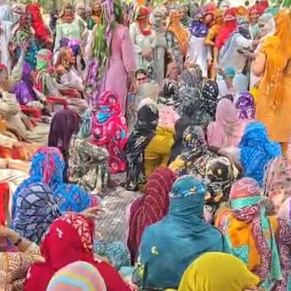 कैथल के खुराना में ग्रामीणों ने पावर हाउस घेरा:  16 घंटे बिजली देने की मांग, सरकार के खिलाफ प्रदर्शन किया – Kaithal News