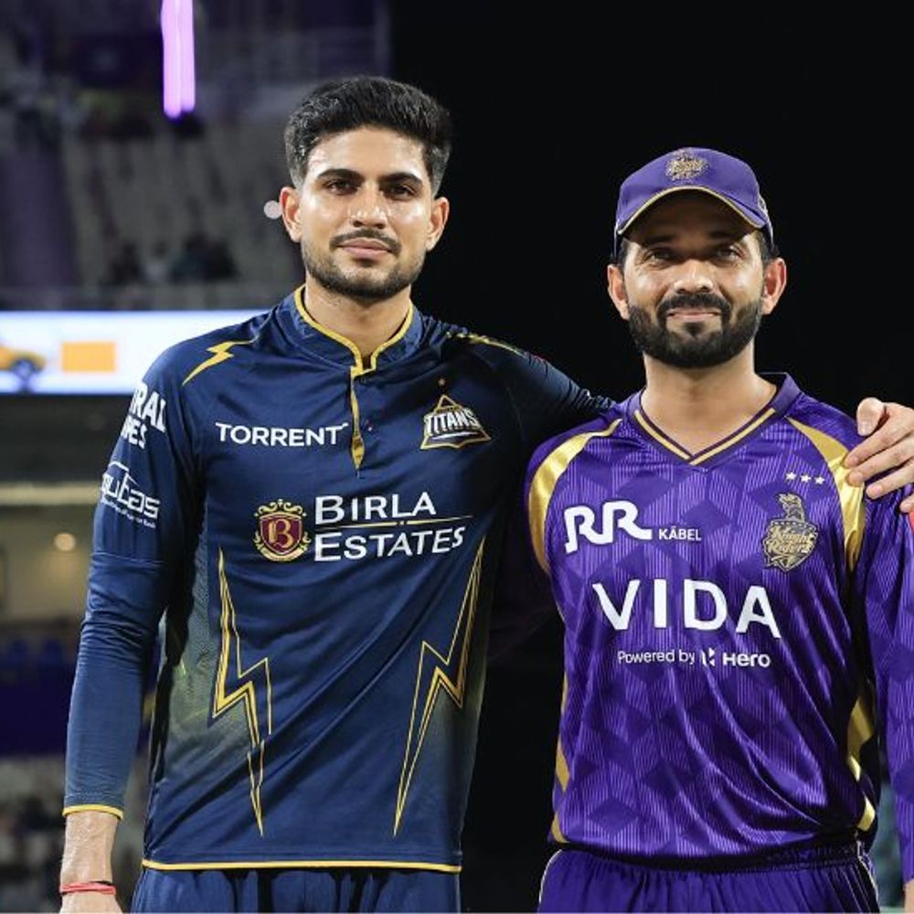 IPL- गुजरात ने टॉस जीतकर बॉलिंग चुनी:टीम में कोई बदलाव नहीं, कोलकाता ने 3 ओवर में 25 रन बनाए