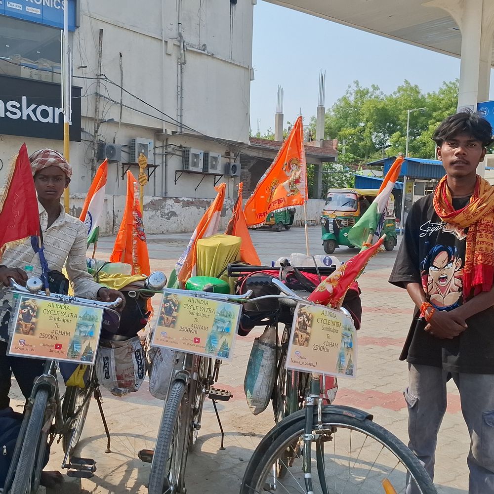 ‘ऑल इंडिया साइकिल यात्रा’ पर निकला युवक मुगलसराय पहुंचा:  ओडिशा से 2500 किमी का सफर तय किया, काशी और अयोध्या में किए दर्शन – Mugalsarai News