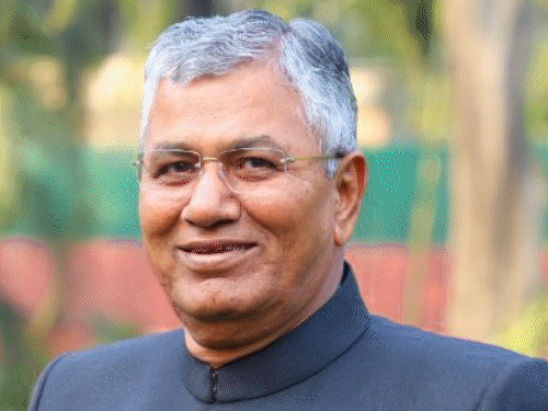 वन नेशन-वन इलेक्शन- जेपीसी की टीम गुजरात दोरे पर:प्रियंका गांधी समेत 39 सदस्य सभी राजनीतिक दलों के नेताओं से मुलाकात करेंगे