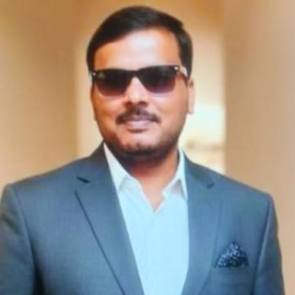 शिवहर में पहले चाकू फिर गोली मारकर कारोबारी हत्या:  दुकान बंद कर घर लौट रहे थे, भाई ब्लॉक प्रमुख; आसपास के लोगों से पूछताछ जारी – Sheohar News