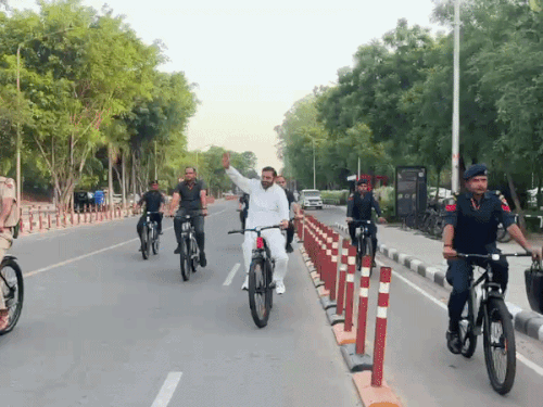 चंडीगढ़ सुखना लेक पर हरियाणा CM ने चलाई साइकिल:  सैनी बोले-स्वस्थ भारत के लिए सबको आना होगा साथ; विपक्ष से भी मांगा सहयोग – Chandigarh News