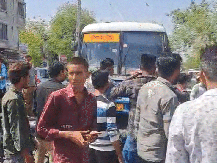 पाली में पेट्रोल पंप हड़ताल 13 घंटे बाद खत्म:कलेक्टर-डीएसओ से बातचीत के बाद संचालक माने, शहर के सभी पंप फिर से खुले
