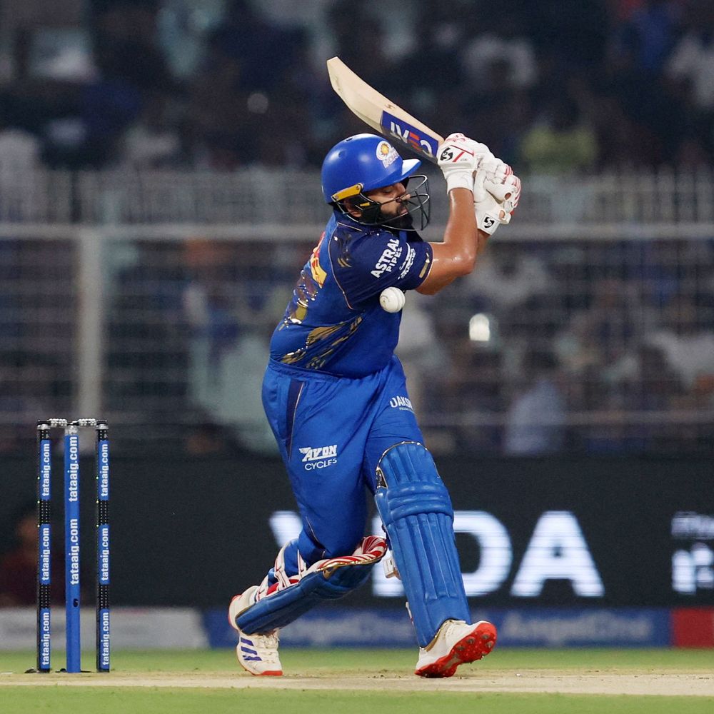 IPL- मुंबई के टॉप-3 बैटर्स आउट:सौरभ ने रोहित को आउट किया, ग्रीन को 2 विकेट; कोलकाता के खिलाफ स्कोर-34/3