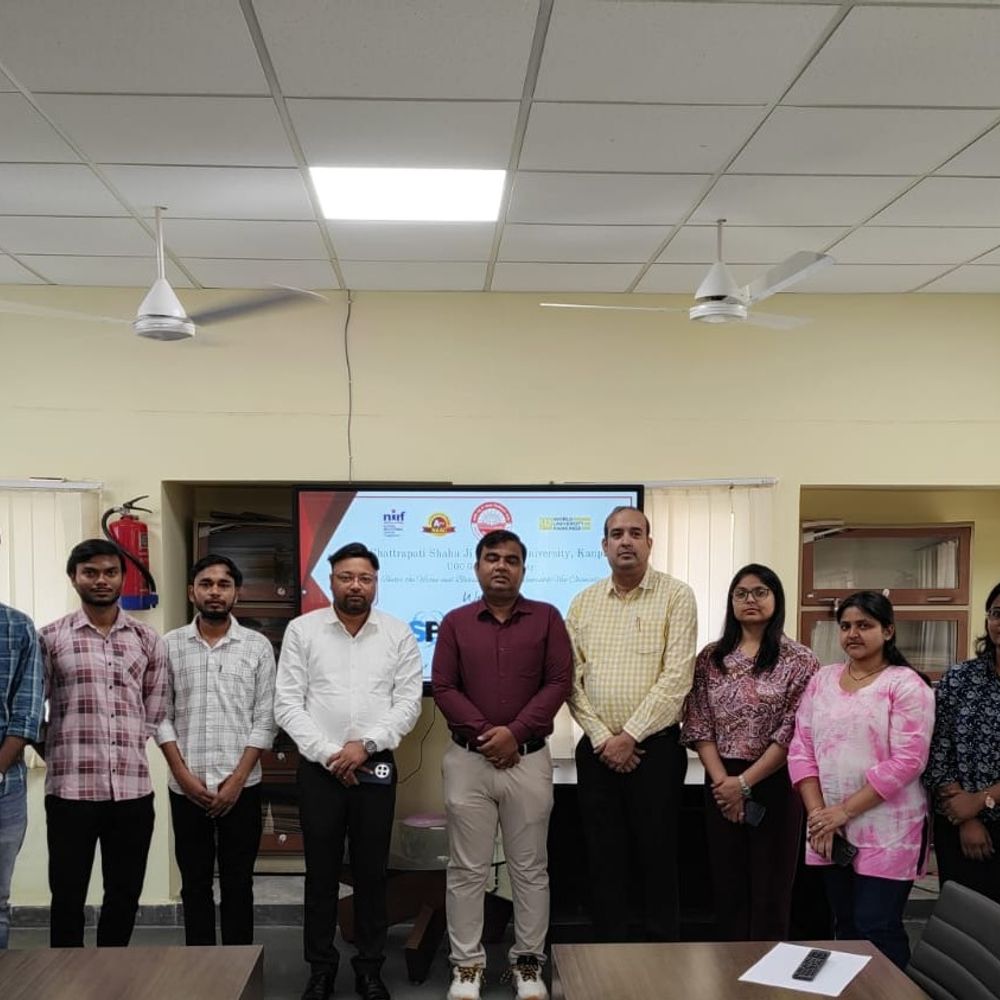 CSJMU के 6 छात्रों को मिला 3 लाख सालाना पैकेज:पूल कैंपस ड्राइव में ‘स्मार्ट ब्रेन्स’ कंपनी ने किया चयन, 48 छात्रों ने लिया था हिस्सा