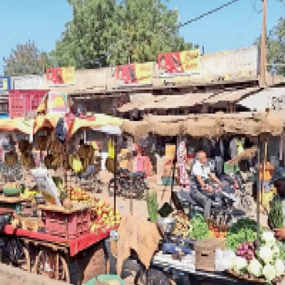 सड़क किनारे सामान बेचने वालों का बनेगा रिकॉर्ड:  रायपुर में मेटाडोर दुकानदारों का होगा सत्यापन, बिना पहचान वालों पर होगी कार्रवाई – Raipur News