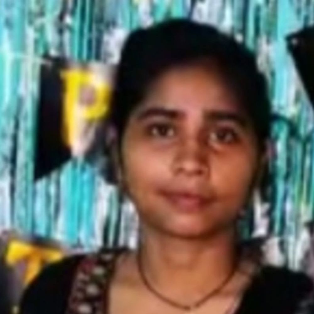 LLB छात्रा के सुसाइड पर पड़ोसी युवक के खिलाफ मुकदमा:लखनऊ में परिजन बोले- मनचले से प्रताड़ित थी बेटी, संबंध बनाने का दबाव बनाता था