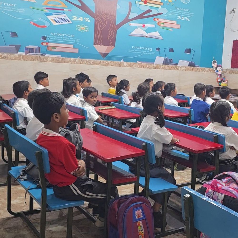 गोंडा में गर्मी के चलते आंगनबाड़ी केंद्रों में अवकाश घोषित:3-6 वर्ष के बच्चों को लेकर संचालित आंगनबाड़ी केंद्र 15 जून तक बंद,डीएम ने जारी किया आदेश