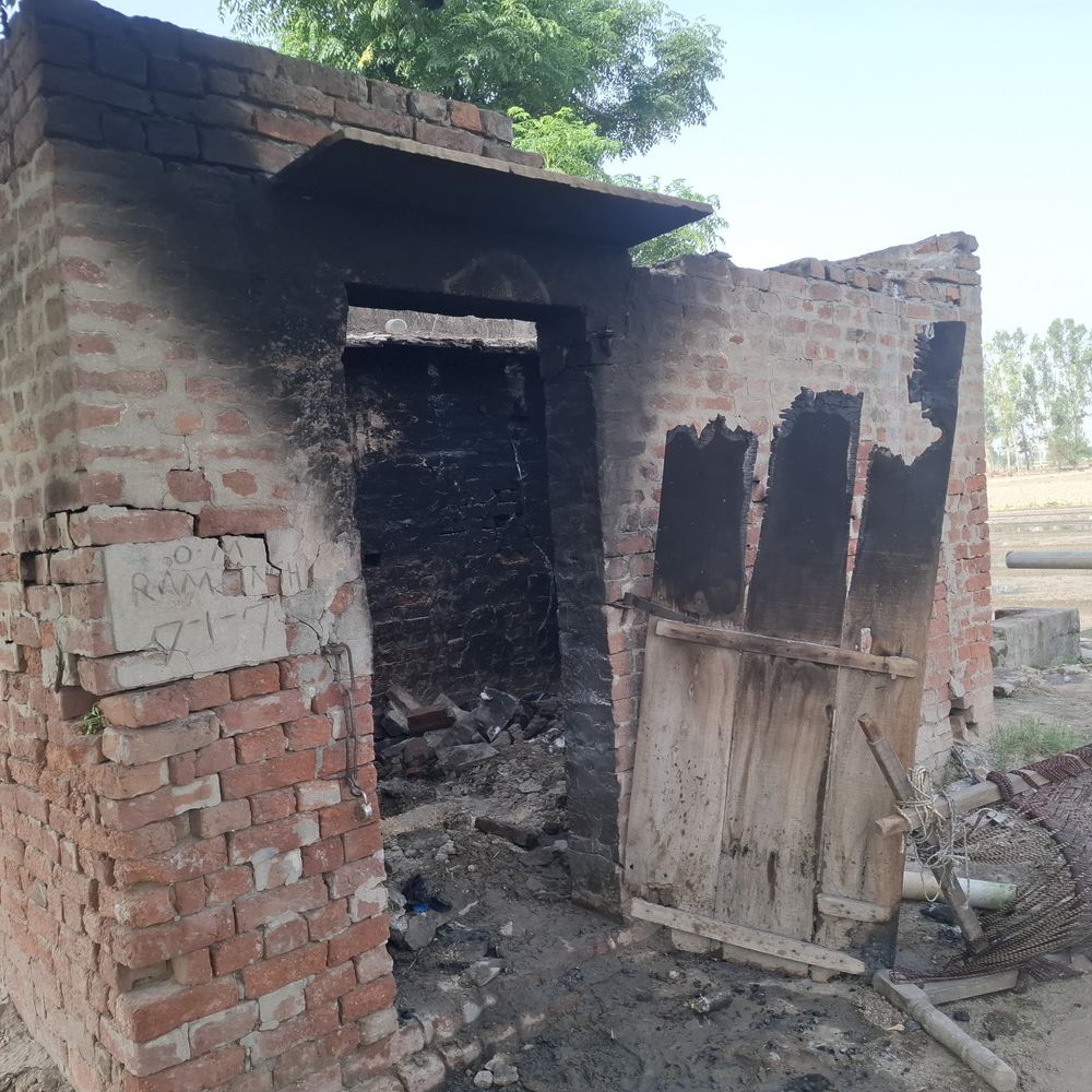 समालखा में चोरी के बाद चोरों ने लगाई आग:  ट्यूबवेलों में रखा अनाज-सामान जलकर राख, गेहूं- प्याज के कट्‌टे चुरा ले गए – Samalkha News