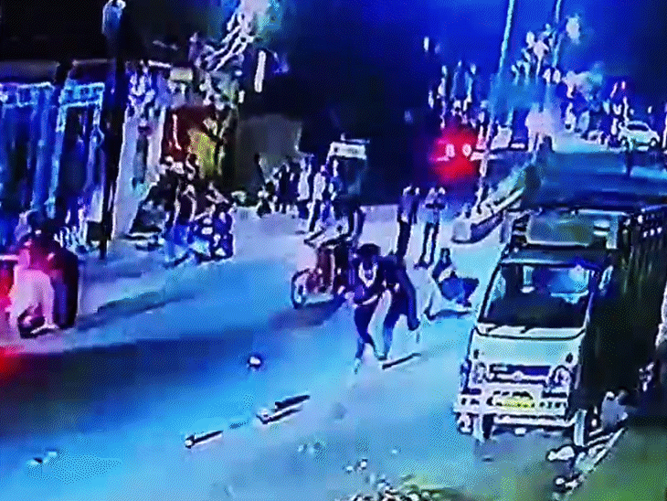 ग्वालियर में फालूदा खाने गए दोस्तों पर हमला:  विवाद के बाद कार से युवक को मारी टक्कर, हालत गंभीर, घटना CCTV में कैद – Gwalior News
