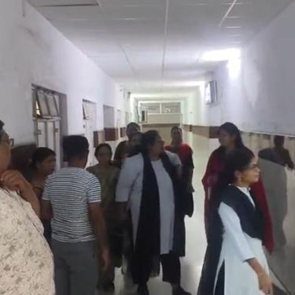 एनसीएच अस्पताल में संडे ड्यूटी पर कर्मचारियों का काम बंद:  भेदभाव का आरोप, प्रबंधन ने आदेश पर ओपीडी बंद करने की बात कही – Korba News