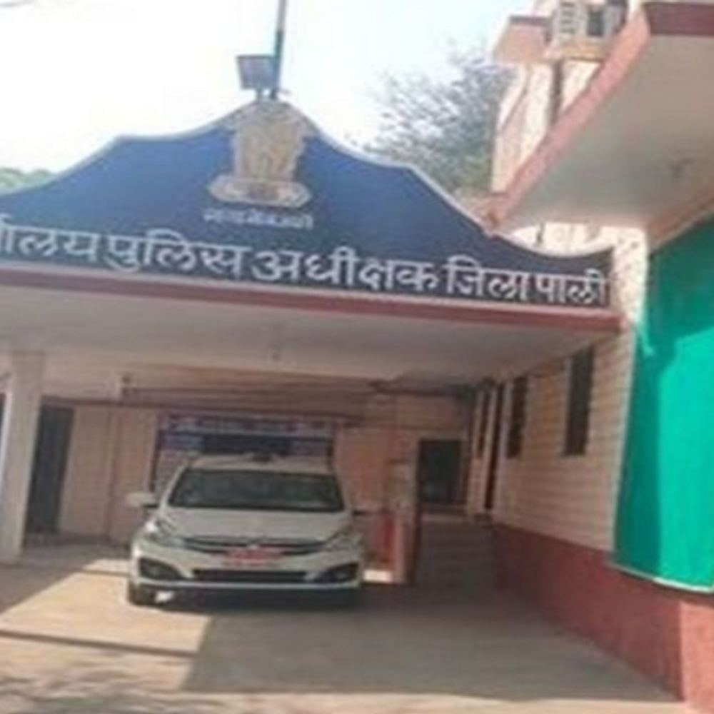 108 की स्पीड में कार ने कांस्टेबल को मारी टक्कर:  हाईवे पर हुआ हादसा, रीढ़ की हड्‌डी में आया क्रेक, जोधपुर में हुआ ऑपरेशन – Pali (Marwar) News