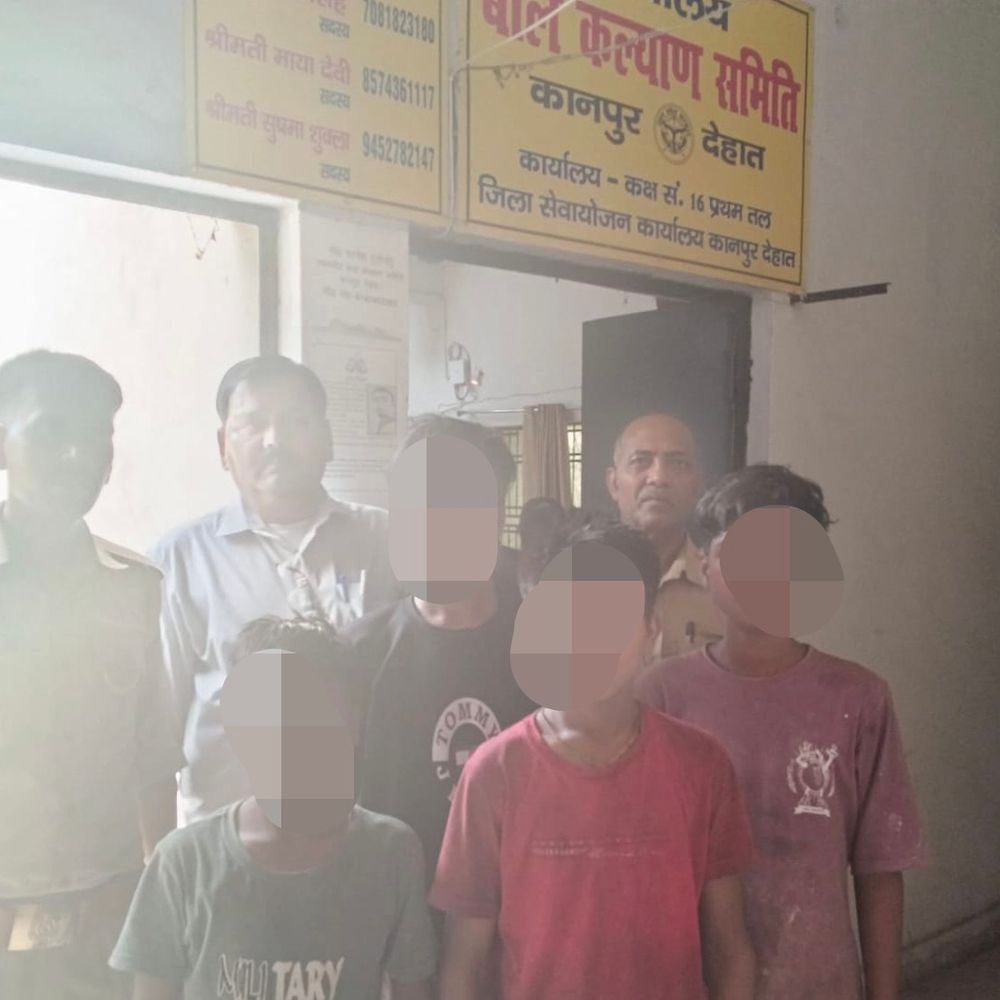 कानपुर देहात में बाल श्रम अभियान, 4 बच्चे रेस्क्यू:रूरा चौराहा और रूरा रोड की दो दुकानों से टीम ने छुड़ाया