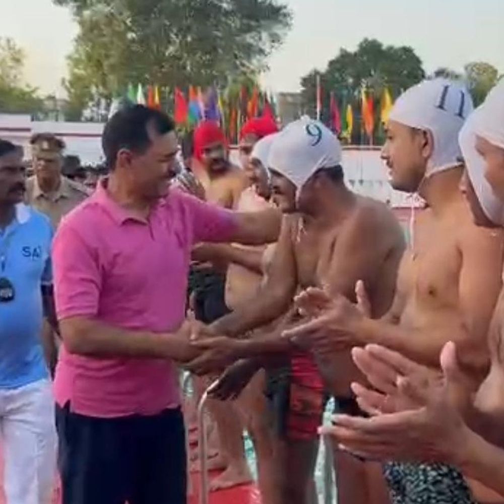 64वीं पुलिस तैराकी, लखनऊ-मेरठ जोन ने जीते पदक:क्रॉस कंट्री में प्रयागराज का दबदबा, 11 जोन के 425 खिलाड़ी शामिल