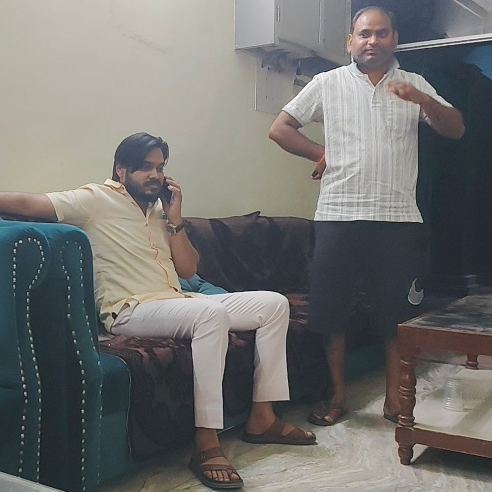 अमेठी में विधायक महाराजी प्रजापति के भतीजे को पीटा:लोगों ने घर पहुंचकर किया हमला, विधायक और परिवार को जान से मारने की धमकी