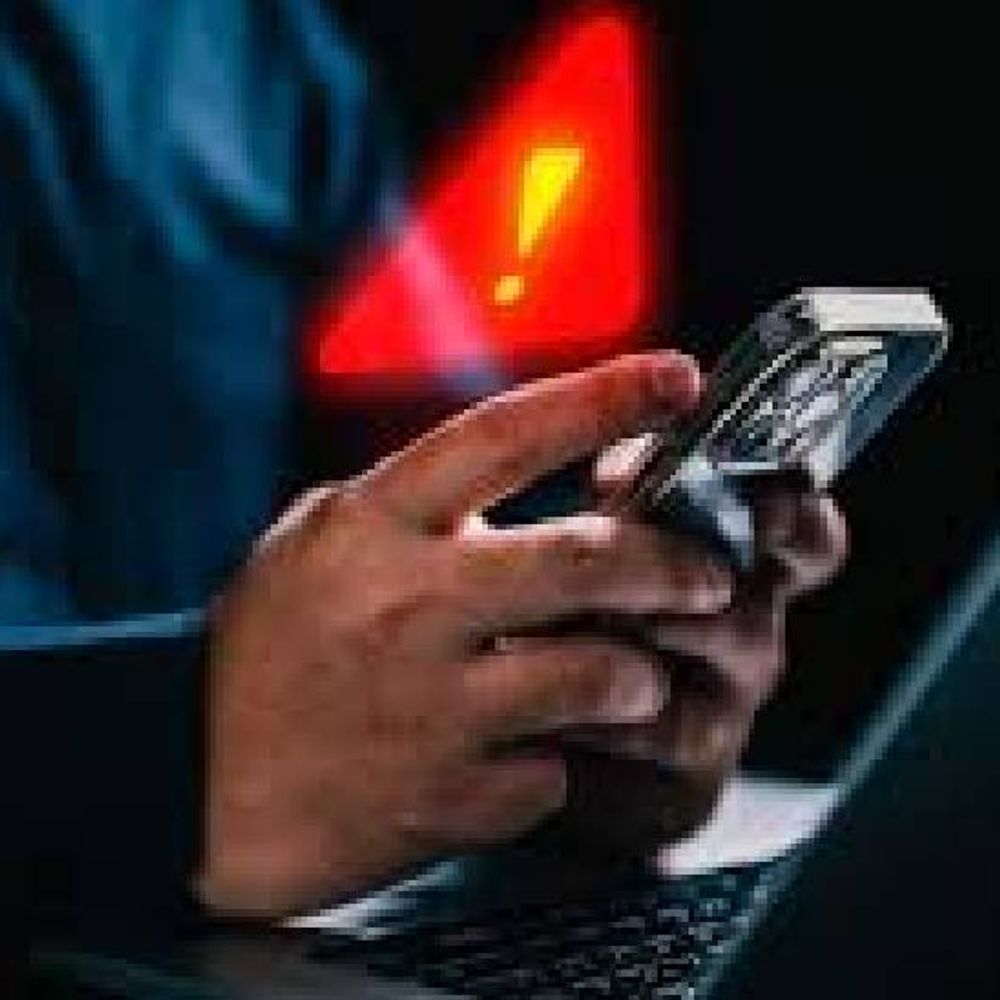 नोएडा में कंपनी का डायरेक्टर बन ठगे 18 लाख:  वाट्सऐप पर लगाई डीपी और अकाउंटेंट को किया मैसेज, साइबर ठग के खिलाफ मुकदमा – Noida (Gautambudh Nagar) News