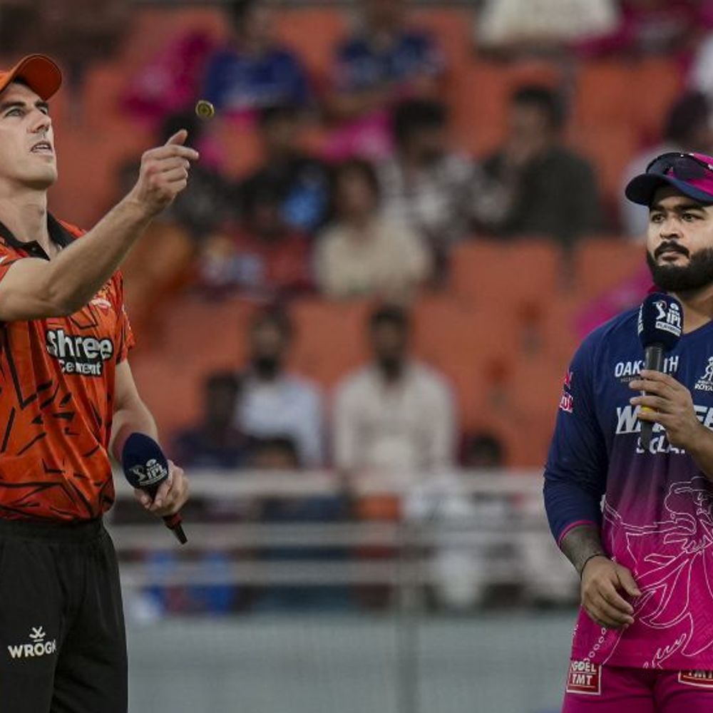 IPL एलिमिनेटर- हैदराबाद ने टॉस जीतकर बॉलिंग चुनी:राजस्थान ने दो ओवर में 20 रन बनाए, सूर्यवंशी ने कमिंस की बॉल पर सिक्स लगाया