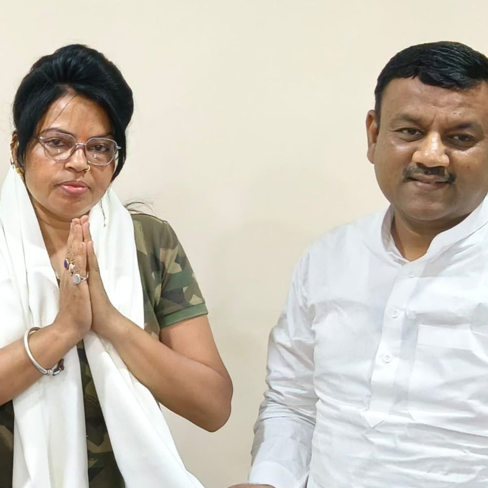 पूर्व मेयर गौरव गोयल ने शालू सैनी को किया सम्मानित:लावारिस शवों के अंतिम संस्कार और बेसहारा लोगों की सेवा के लिए