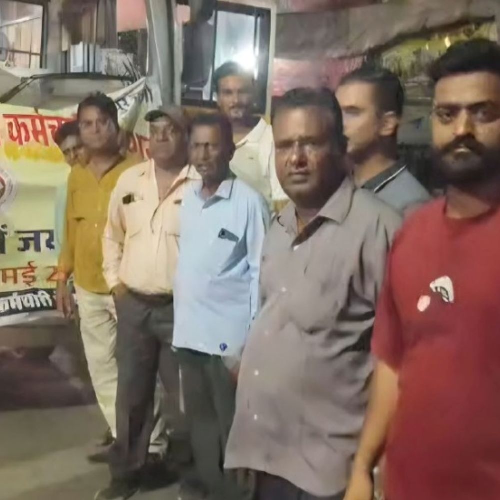 पाली निगम कार्मिक सीकर रवाना:राजस्थान नगर पालिका कर्मचारी फेडरेशन के अधिवेशन में लेंगे हिस्सा