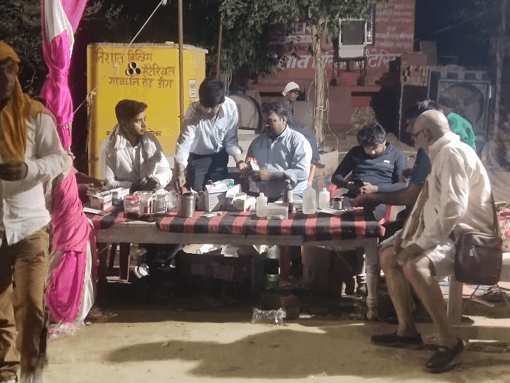मौसम बदलने से ब्रज 84 कोस परिक्रमा में भीड़ बढ़ी:दूर-दूर से पहुंच रहे श्रद्धालु, प्रशासन ने सुरक्षा बढ़ाई