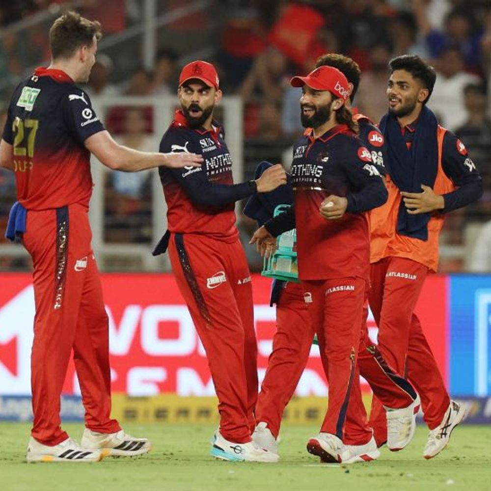 IPL फाइनल-गुजरात ने बेंगलुरु को 156 रन का टारगेट दिया:वाशिंगटन सुंदर की फिफ्टी; रसिख डार को 3 विकेट मिले