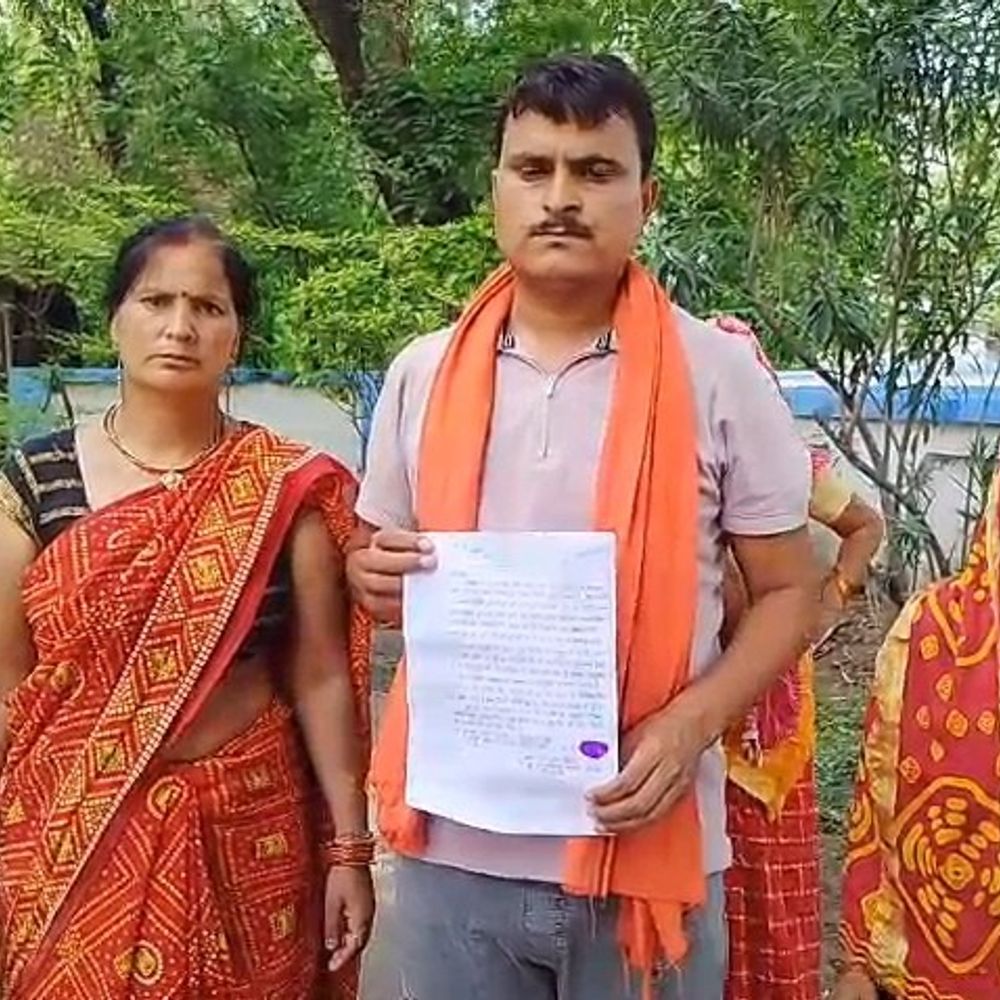 उन्नाव में घर में घुसकर महिला से मारपीट का आरोप:पीड़िता ने SP से न्याय की गुहार लगाई, इंस्पेक्टर बोले- जांच होगी
