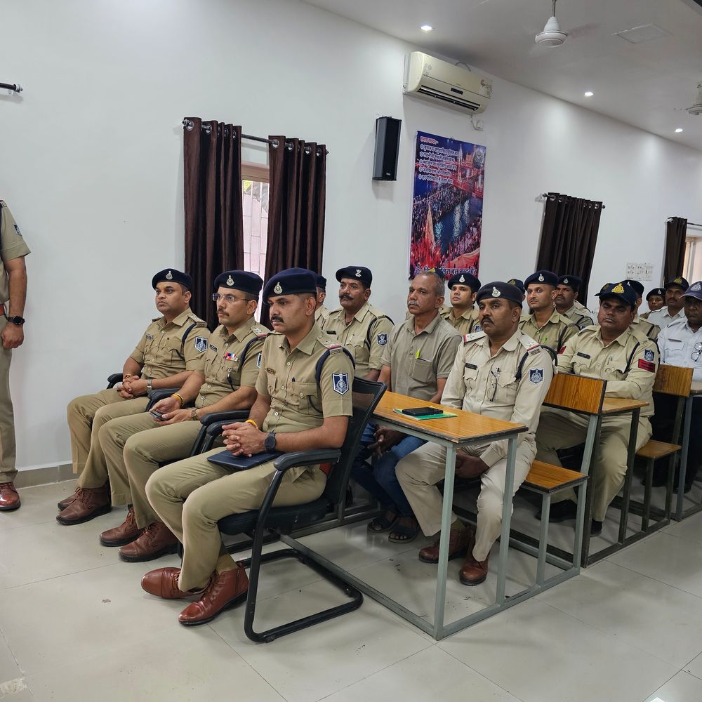 सिंहस्थ 2028 की तैयारियों में जुटी मंदसौर पुलिस:महाकुंभ में सुरक्षा और भीड़ प्रबंधन को लेकर दी जा रही ट्रेनिंग