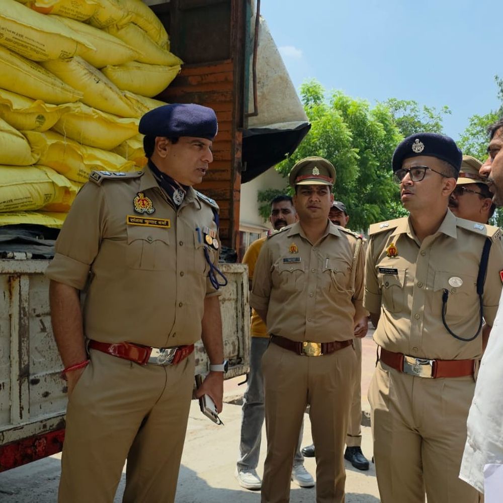 किसानों की खाद से फैक्ट्रियों का खेल:यूरिया माफिया का बड़ा नेटवर्क बेनकाब, प्लाईवुड फैक्ट्रियों तक पहुंच रही थी सब्सिडी वाली यूरिया