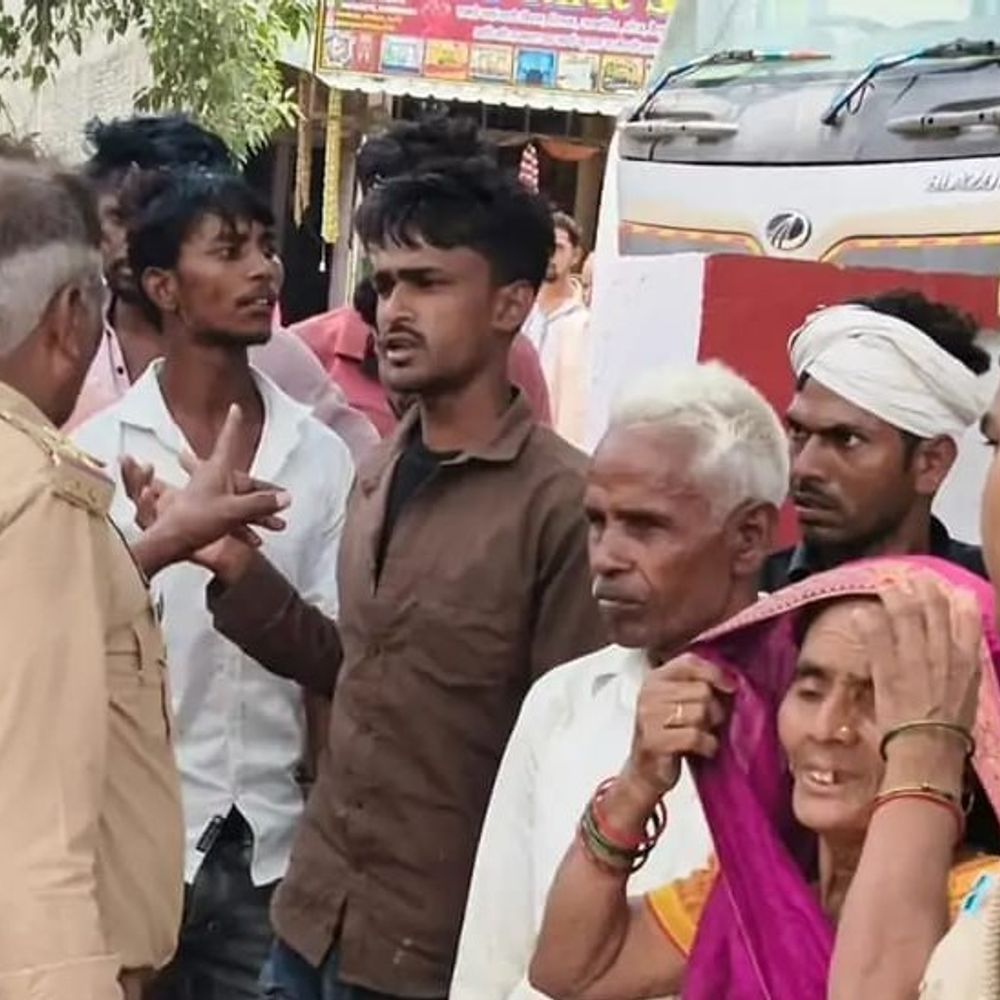 औरैया में युवक की संदिग्ध हालत में मौत:परिजनों ने मारपीट कर हत्या का आरोप लगाया, दो हिरासत में