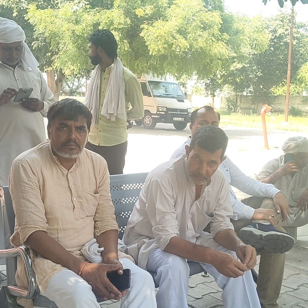 बागपत के ढीकोली में खेत में मिला युवक का शव:सिंचाई के लिए पानी लगाने गया था, परिजनों ने पुलिस को दी सूचना