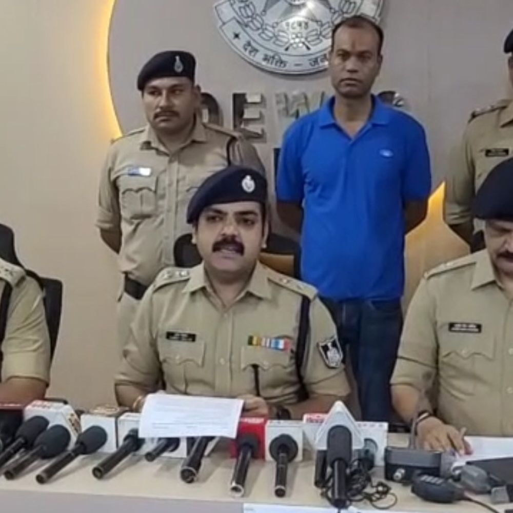 रेकी के लिए महिलाओं का इस्तेमाल करता था चोर गिरोह:  देवास में पुलिस ने किया पर्दाफाश, सूने मकानों को निशाना बनाते थे, 12लाख का सामान बरामद – Dewas News