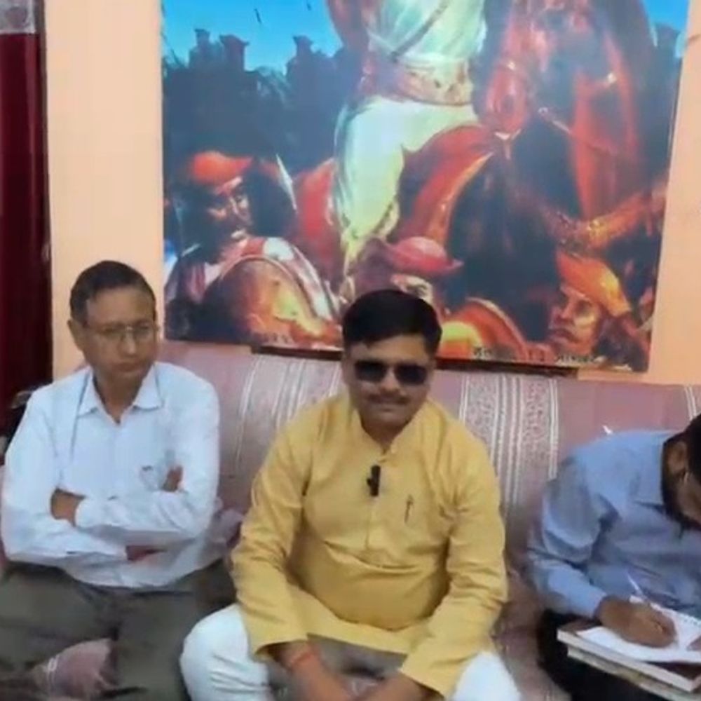 अहिल्याबाई होल्कर की मूर्ति का अनावरण,तैयारी जोरो पर:फर्रुखाबाद में रविवार को कई मंत्री पहुंचेंगे, रैली की तैयारी तेज