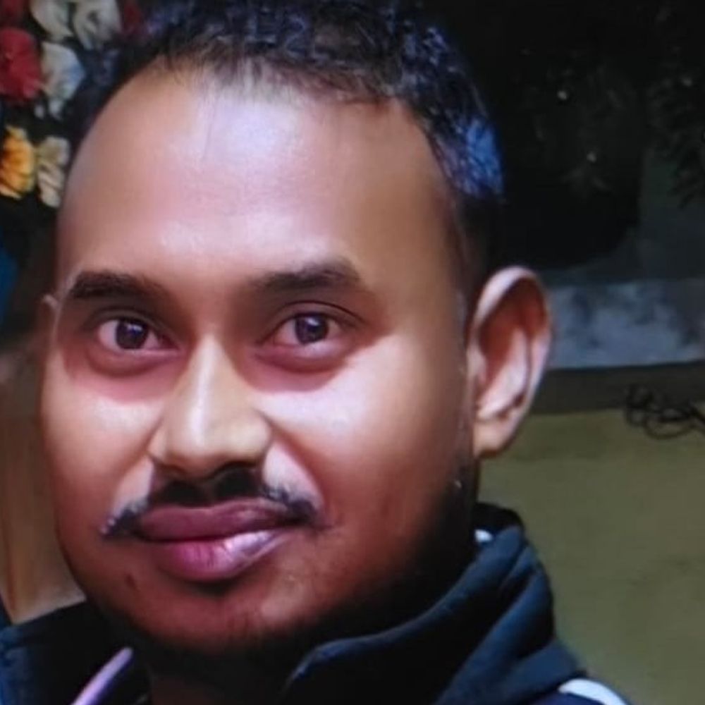 प्रतापगढ़ में मिस्त्री की करंट से मौत:एचटी लाइन ठीक कर रहा था, परिजनों का अंतिम संस्कार से इनकार, 8 दिन पहले हुआ था बेटा