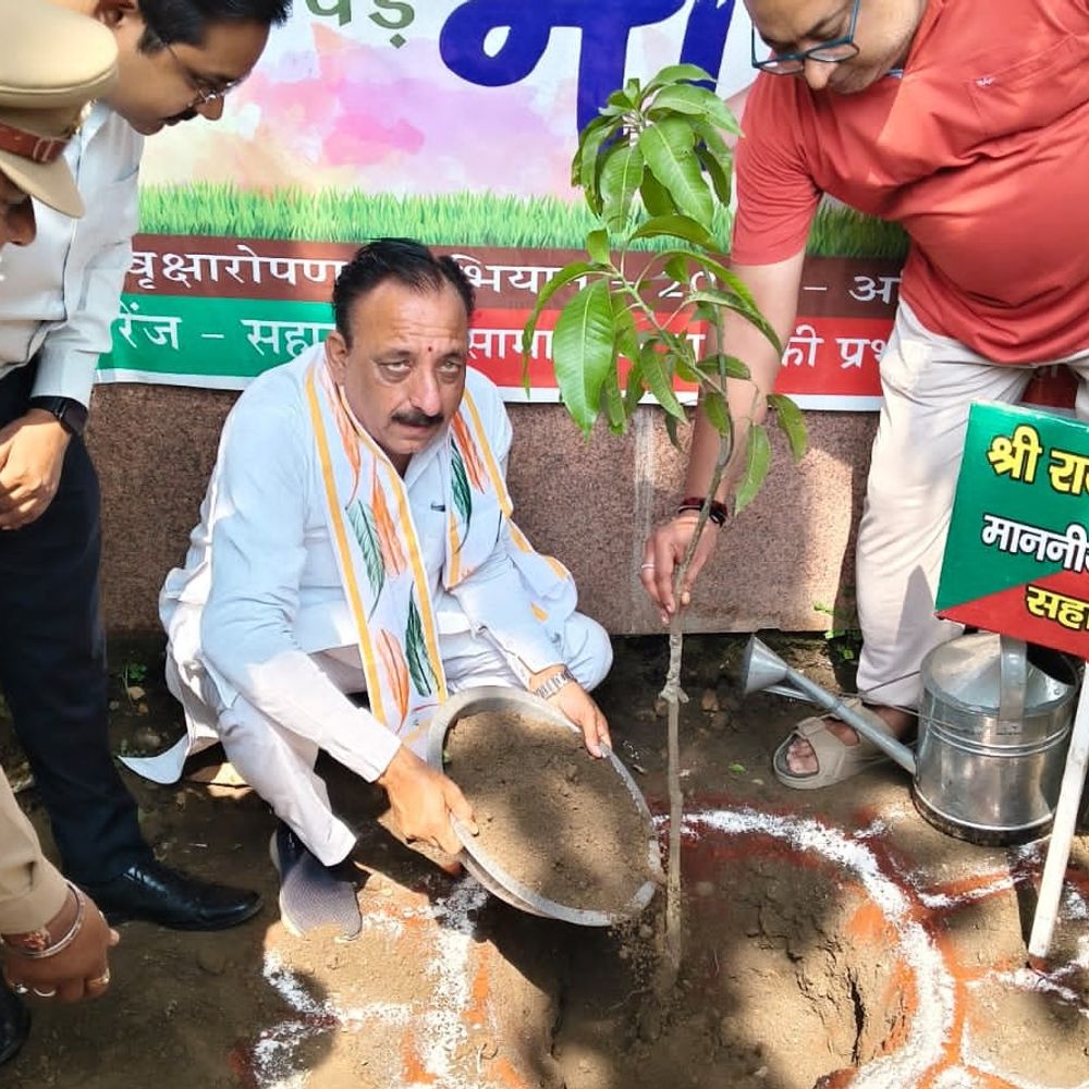 सहारनपुर में विश्व पर्यावरण दिवस हजारों लोगों ने किया पौधारोपण:पर्यावरण बचाने का लिया संकल्प, जागरूकता रैलियां भी निकाली गईं