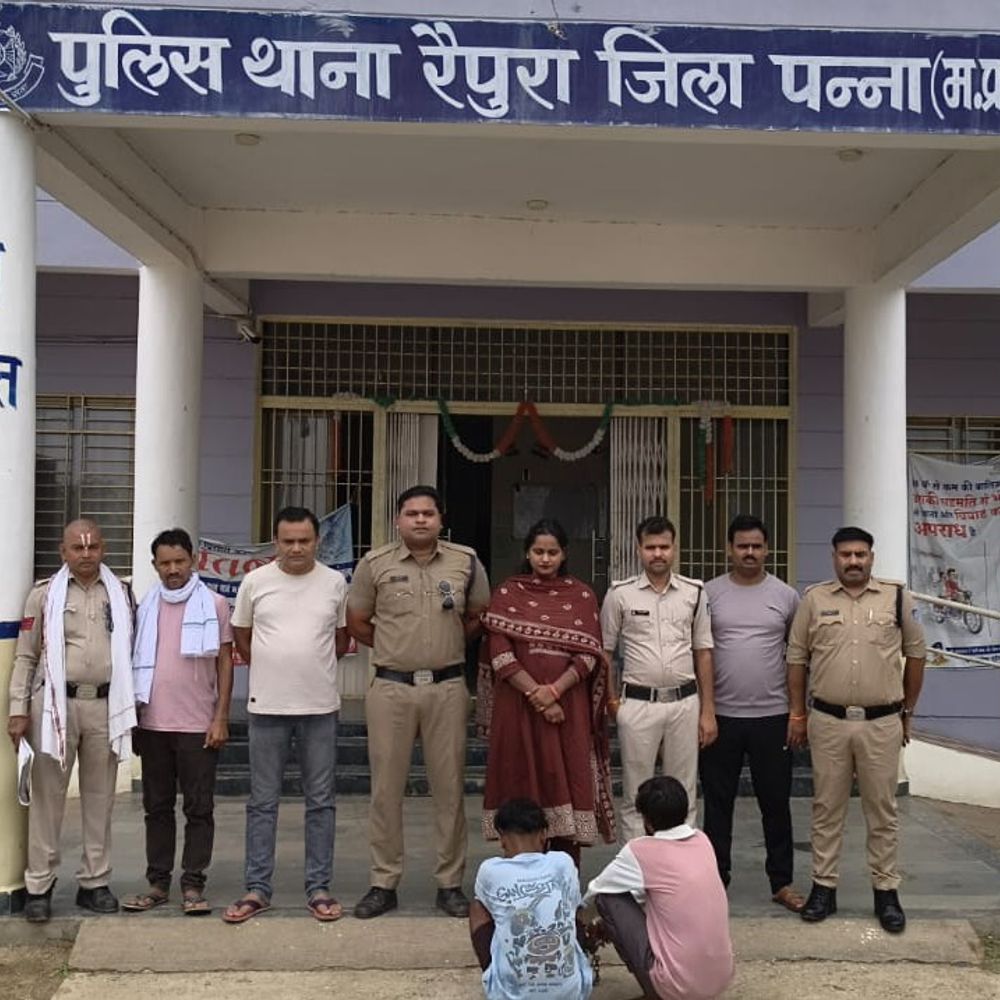 शादी में चाट-फुल्की के विवाद में चाकूबाजी, दो आरोपी गिरफ्तार:हमले में चार लोग हुए थे घायल, पुलिस ने चाकू और लोहे का कड़ा भी बरामद किया
