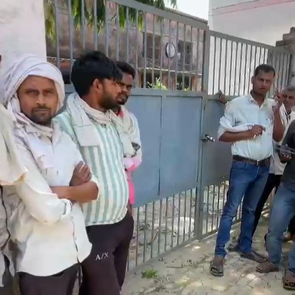 पत्नी और दो बेटों पर पति की हत्या का आरोप:फर्रुखाबाद में भाई ने दर्ज कराया FIR, घर लौटने पर हुआ था विवाद