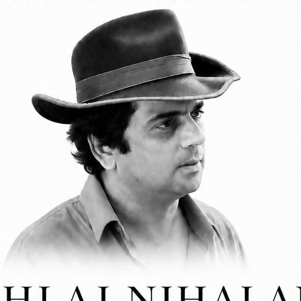 पहलाज निहलानी की प्रेयर मीट में पहुंचे बॉलीवुड सितारे:हेमा मालिनी, अनिल कपूर और गोविंदा ने दी श्रद्धांजलि; 76 वर्ष की उम्र में निधन हुआ था