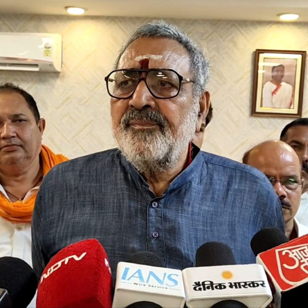 'नेहरू राज में शुरू हुए घोटाले, मोदी का राज बेदाग':गिरिराज सिंह बोले- आज देश की तस्वीर बदल चुकी है, पारदर्शिता और राष्ट्र निर्माण ही PM की ताकत