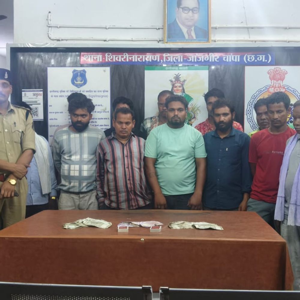 भदराखार के जंगल में चल रहा था जुआ 14 आरोपियों से एक लाख रुपए जब्त
